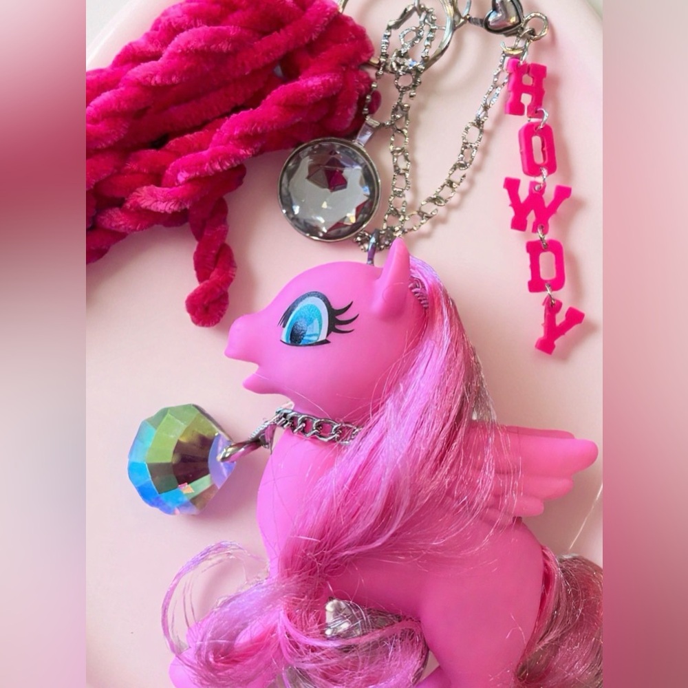 Pink Pony Pegasus Bag Chain - Picture 7 of 17
